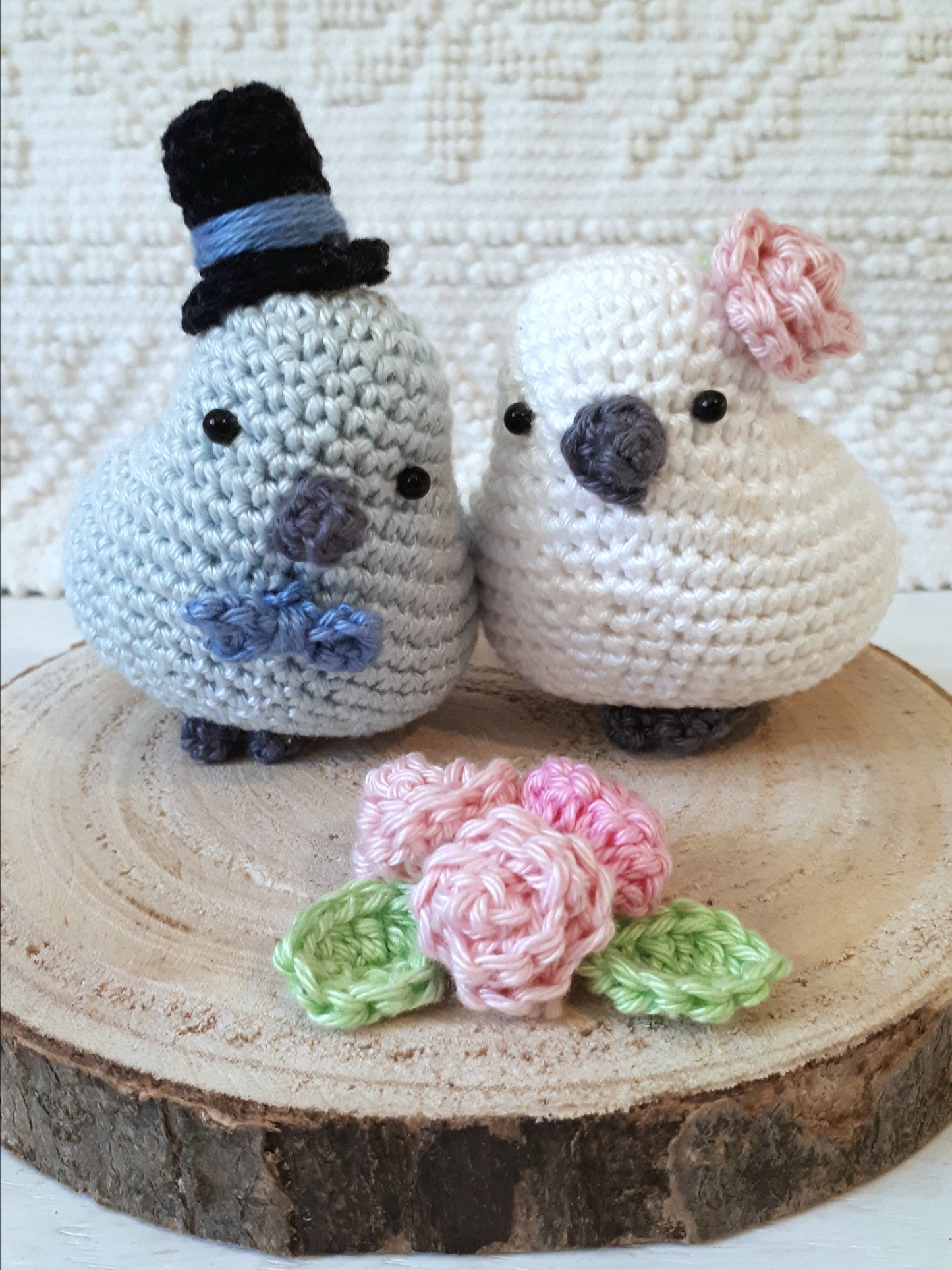 Bride and groom birds crochet pattern