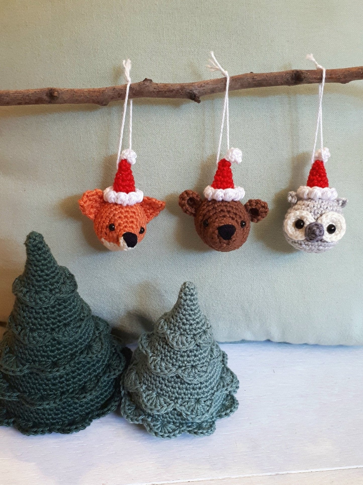 Christmas Animal Crochet Kit – 6 DIY Ornaments: Deer, Owl, Fox, Bear, Raccoon, Penguin – Handmade Holiday Decor - Crochet on a tree