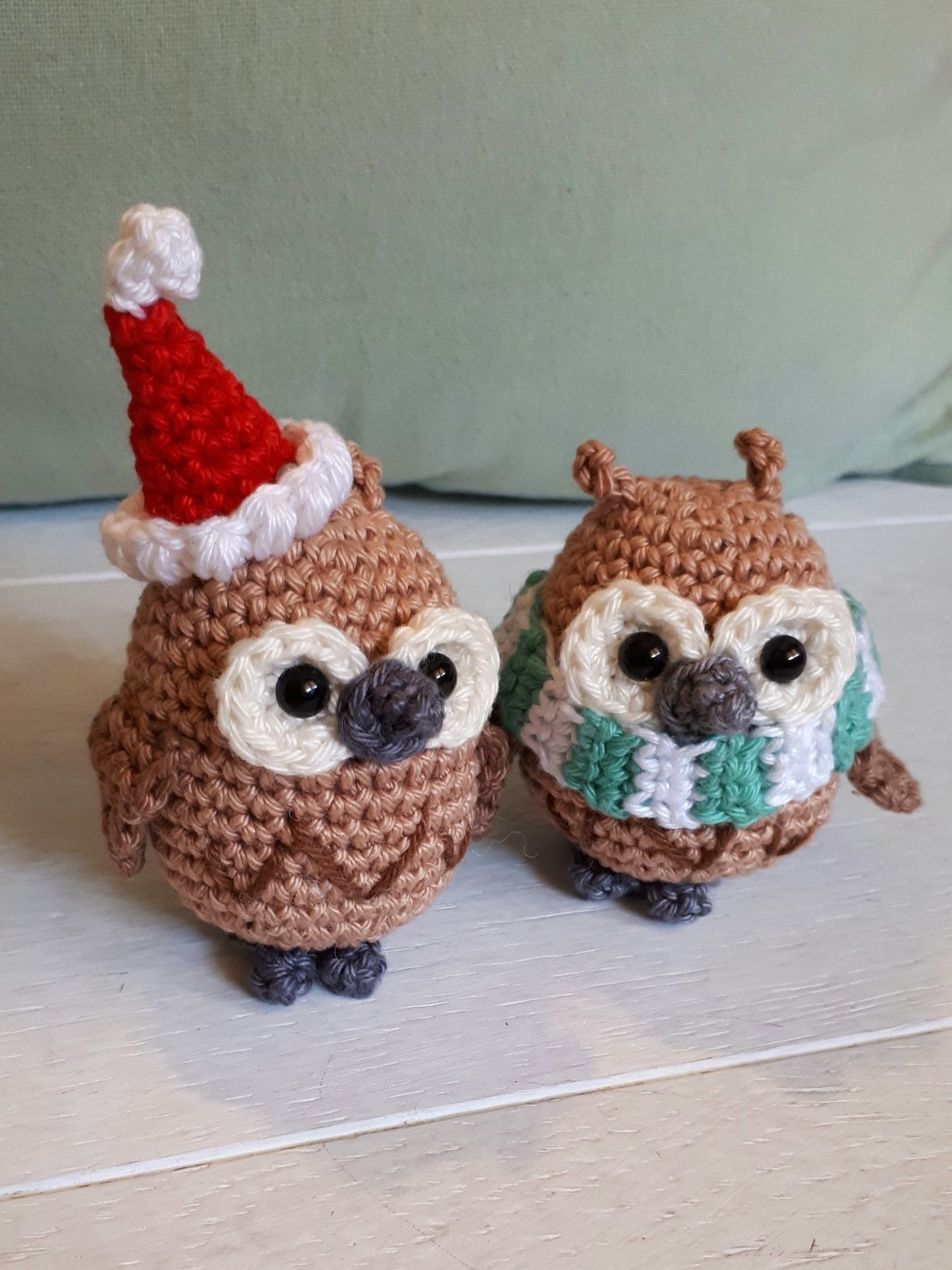 Christmas owls Holiday table decoration - Crochet on a tree