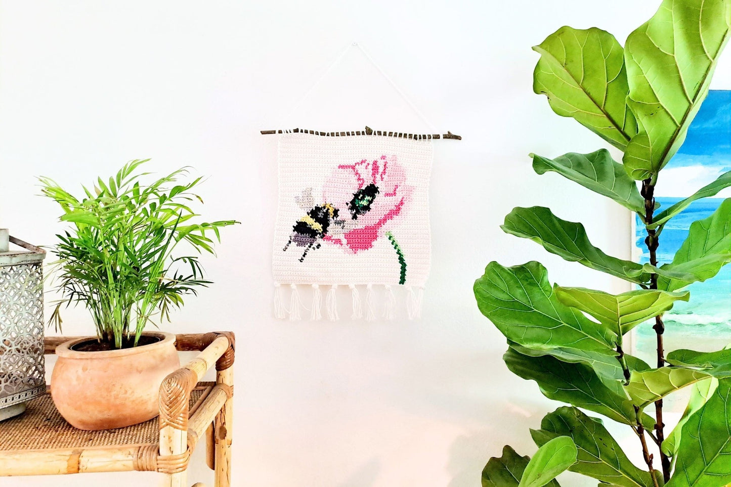 Crochet Pattern, Bee On A Flower Wall Hanging - Crochet on a tree