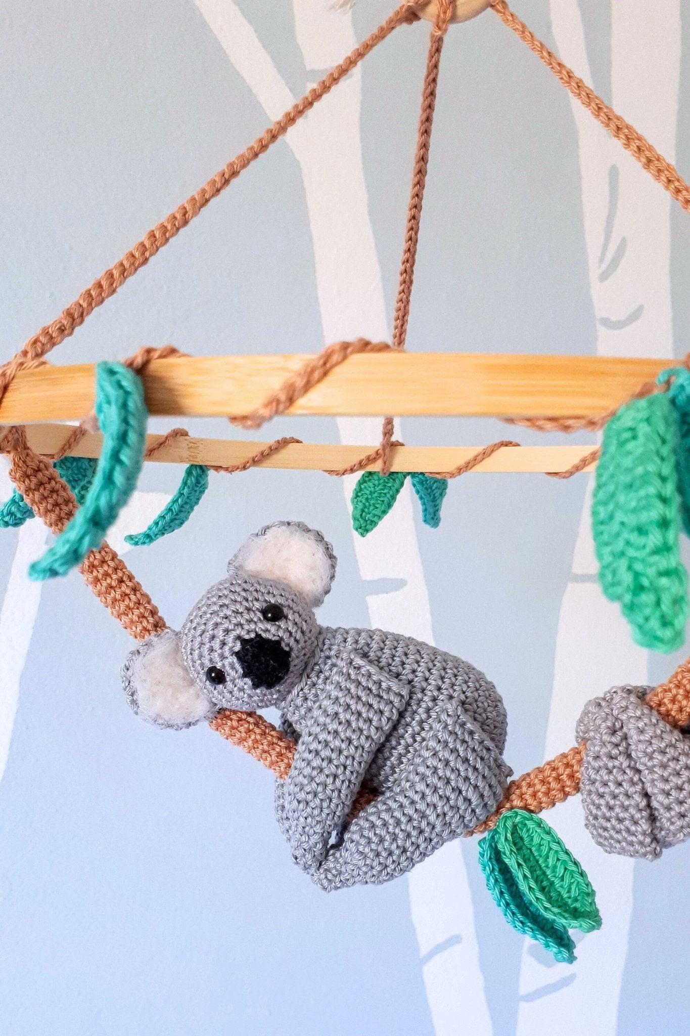Koala baby mobile - Crochet on a tree