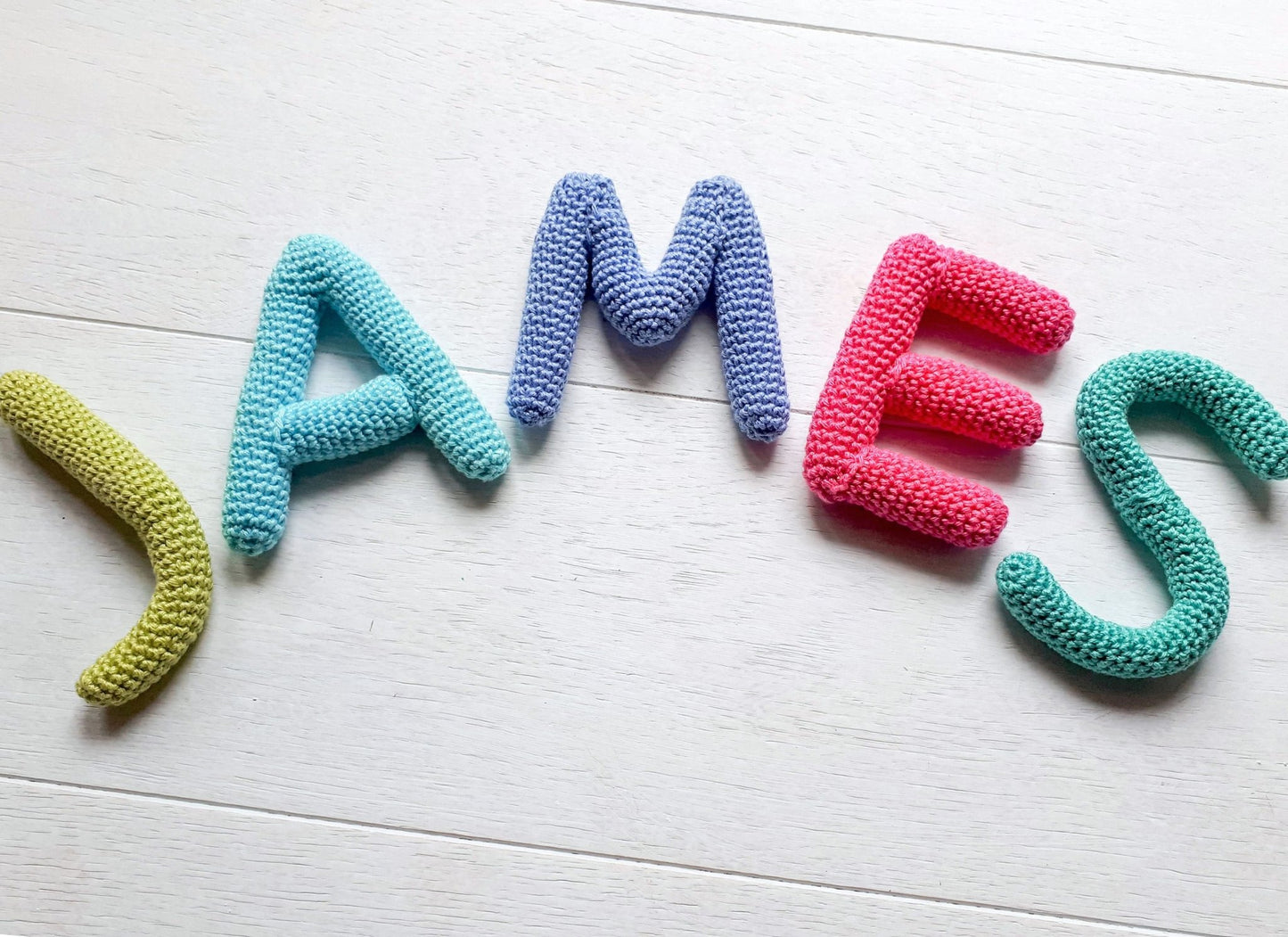 Nursery name sign, baby name nursery banner - Crochet on a tree