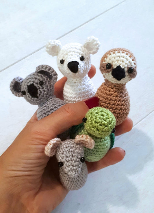 Animals for hot air balloon baby mobile crochet pattern - Crochet on a tree