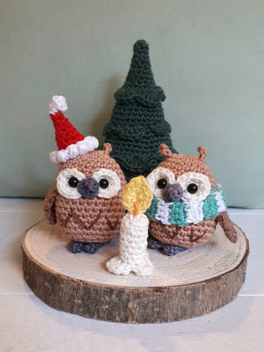 Christmas owls Holiday table decoration - Crochet on a tree