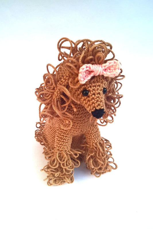 Crochet poodle stuffed toy - Crochet on a tree
