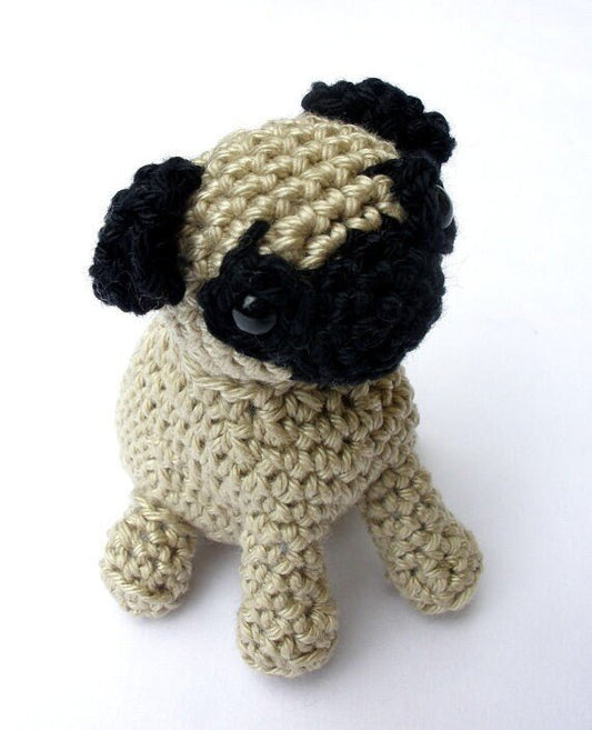 Crochet pug pattern - Crochet on a tree