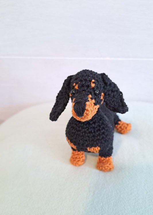 Dachshund Crochet Pattern – Amigurumi Dog Tutorial (PDF Download) - Crochet on a tree