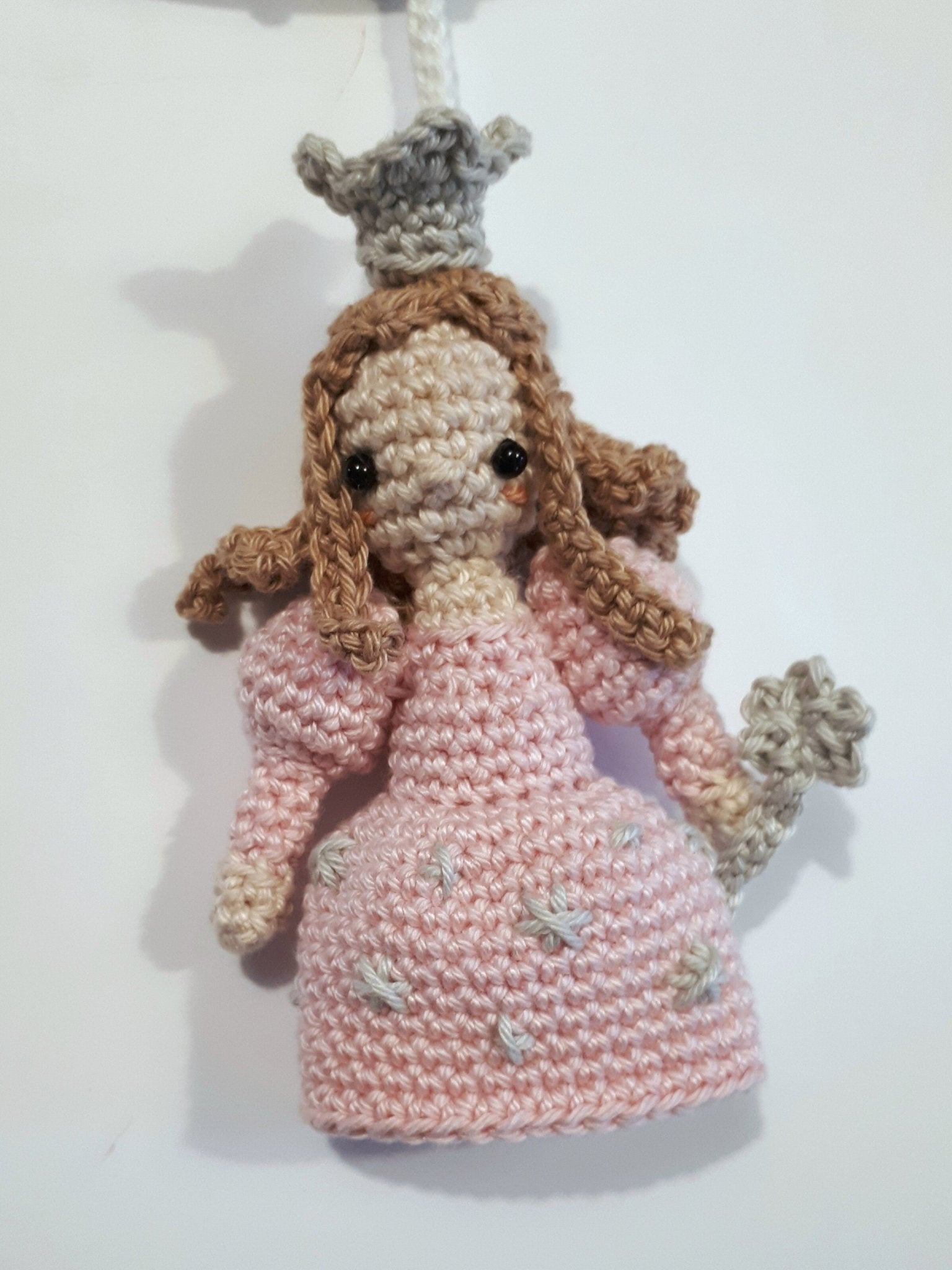 Fairytale Wizard of Oz crib mobile with hot air balloon - Crochet on a tree