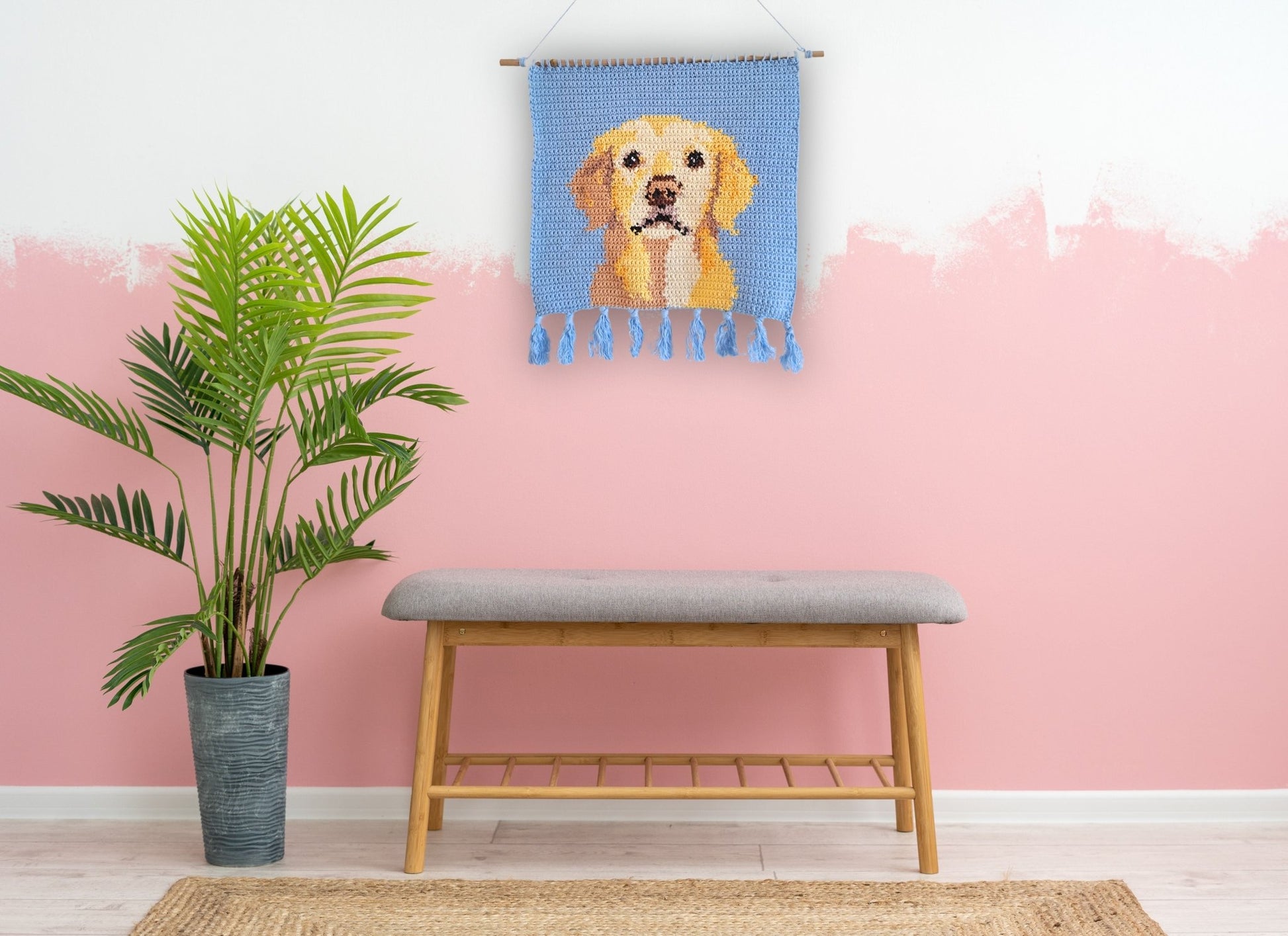 Golden Retriever Crochet Pattern - Tapestry Crochet Dog Wall Hanging - Crochet on a tree