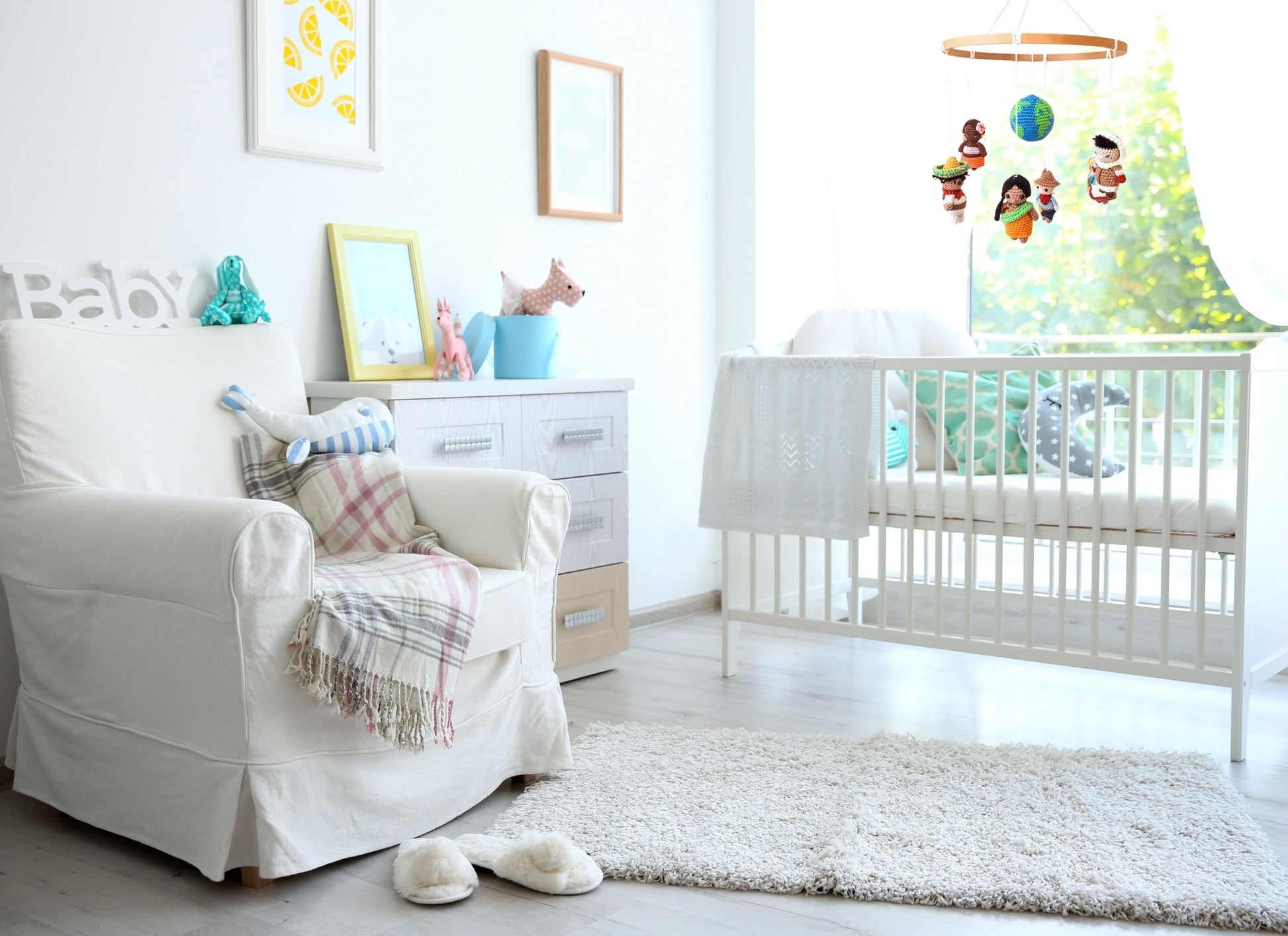 It's a small world baby mobile crochet pattern - Crochet on a tree