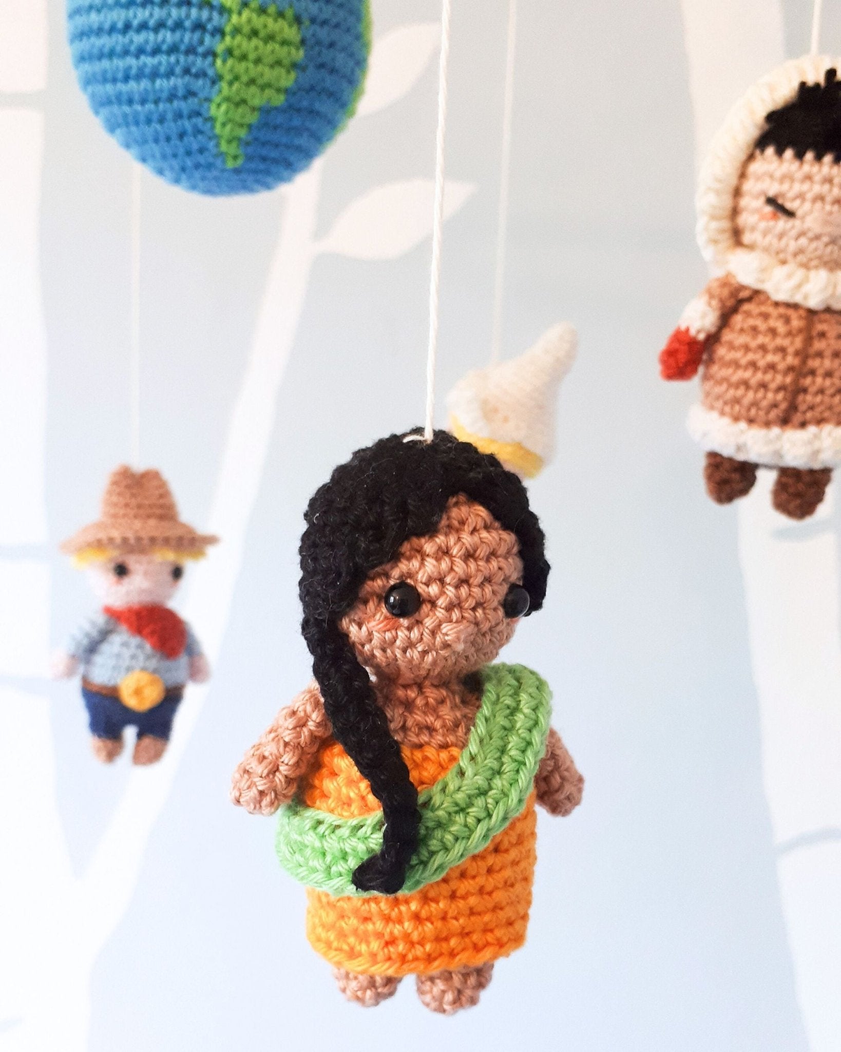 It's a small world baby mobile crochet pattern - Crochet on a tree