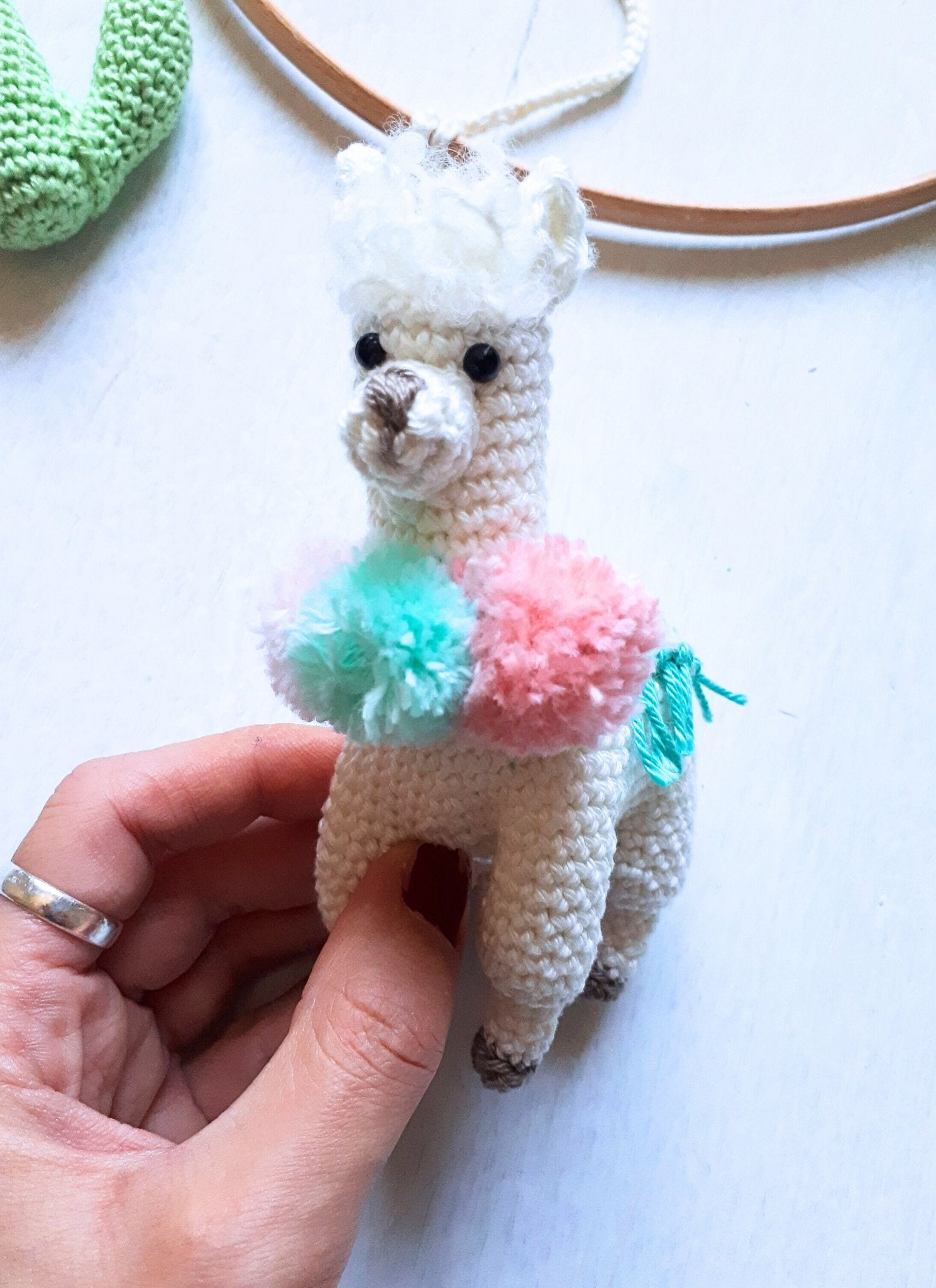 Llama baby mobile crochet pattern - Crochet on a tree