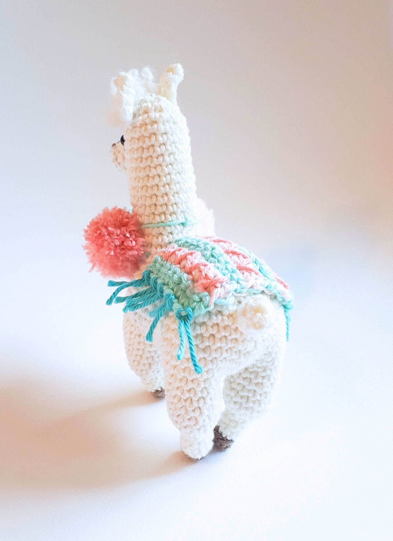 Llama baby mobile crochet pattern - Crochet on a tree