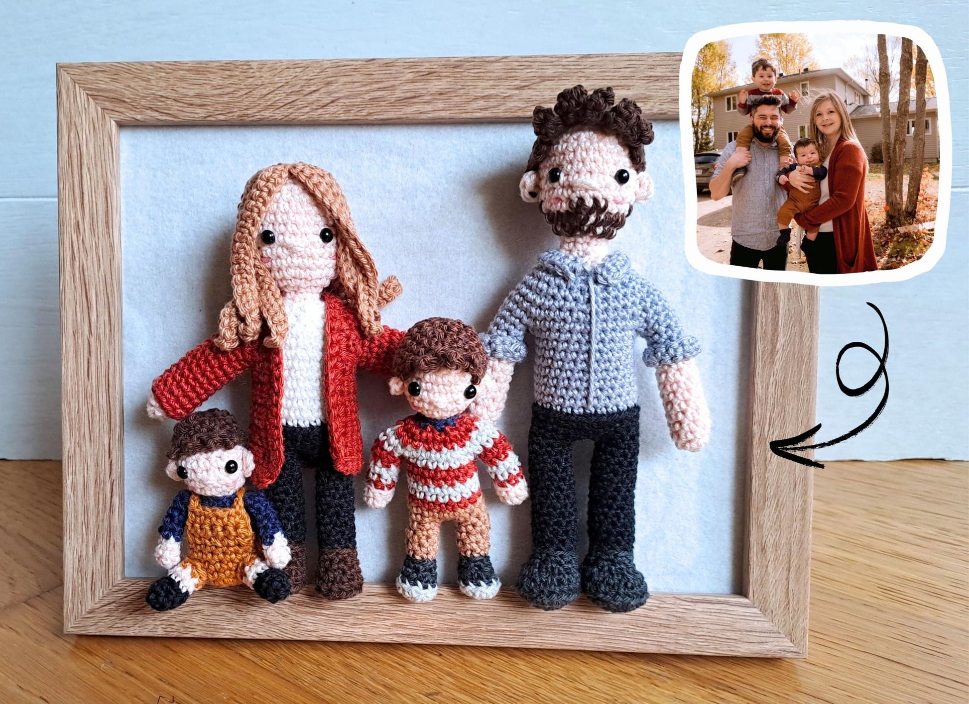Personalized Crochet Family Portrait with Detachable Figures and Pets - Crochet on a tree