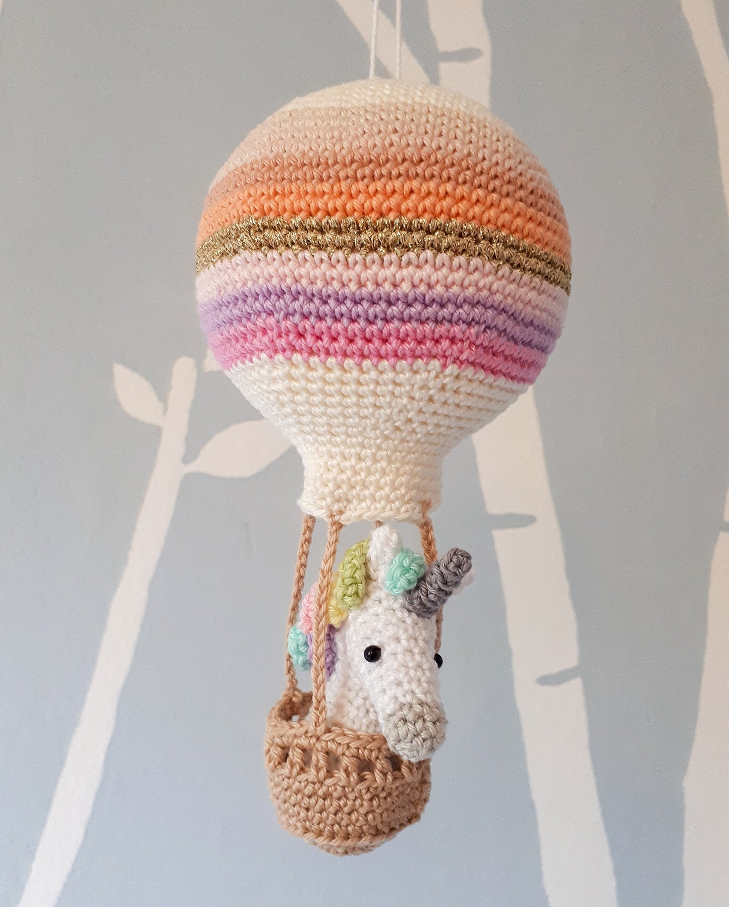 Crochet pattern amigurumi unicorn in a hot air balloon