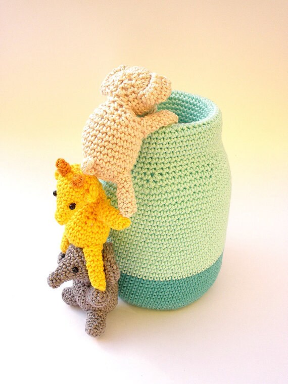 Crochet animals pencil holder